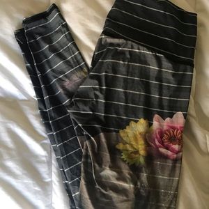 Teeki Love the Elephant hot pant